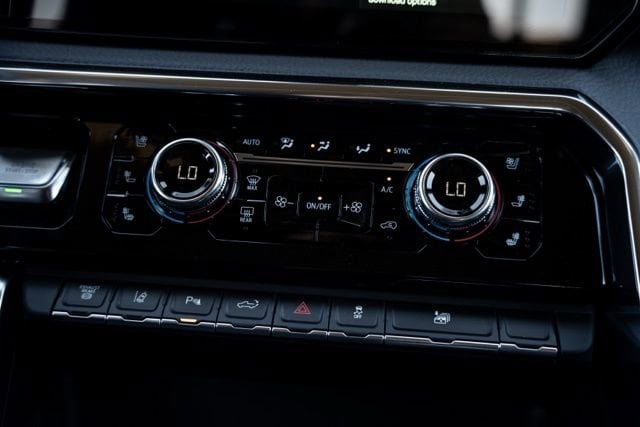 2026 GMC Sierra 3500HD Denali - Photo 23