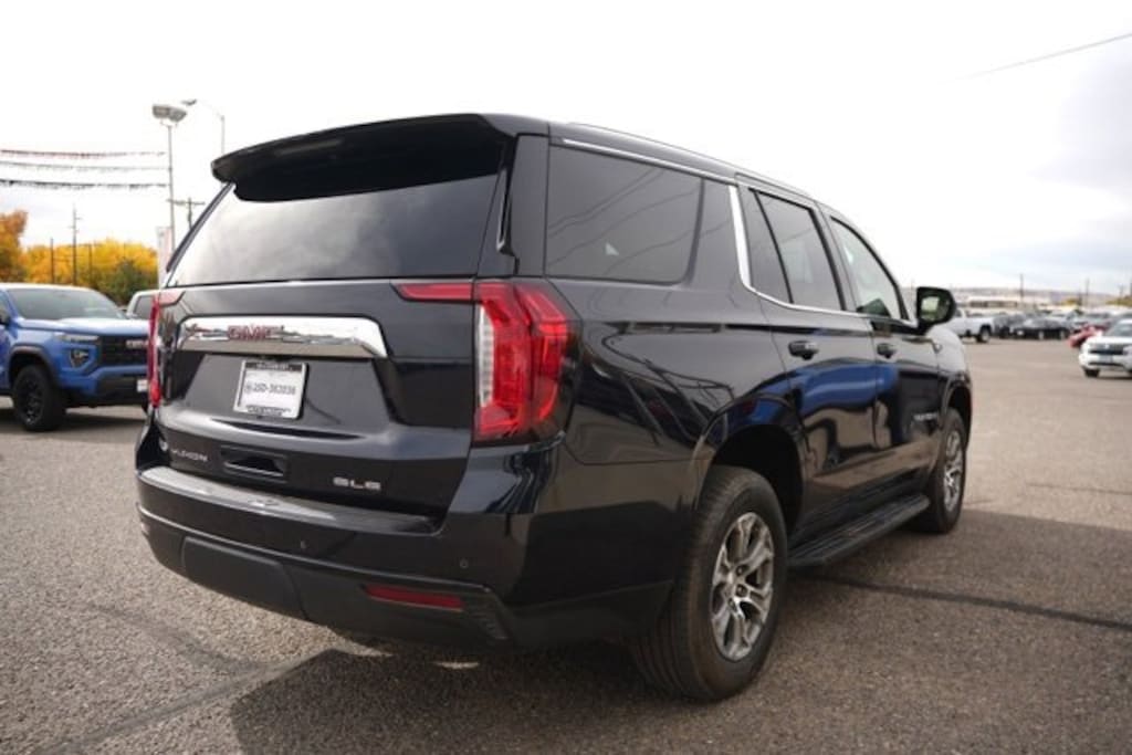 Used 2021 GMC Yukon SLE SUV