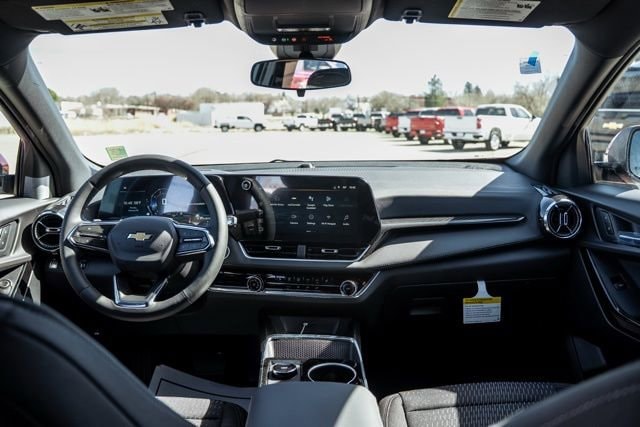 2026 Chevrolet Equinox LT - Photo 13