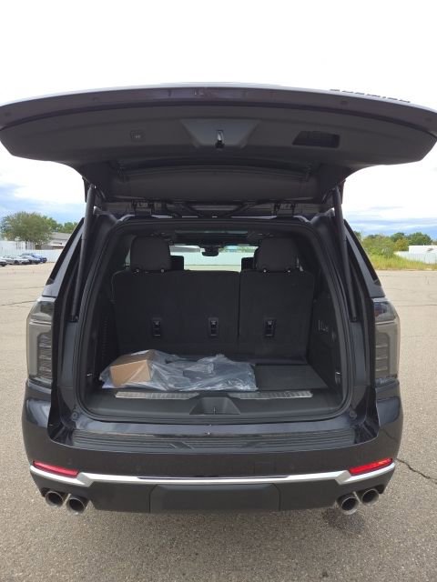 2025 Chevrolet Tahoe Premier - Photo 17