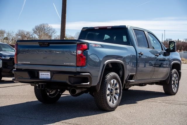 2026 Chevrolet Silverado 2500 HD Custom - Photo 5