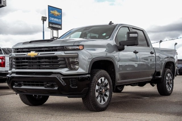 2026 Chevrolet Silverado 2500HD Custom's photo