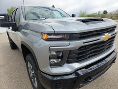 2025 Chevrolet Silverado 2500 HD Custom Truck