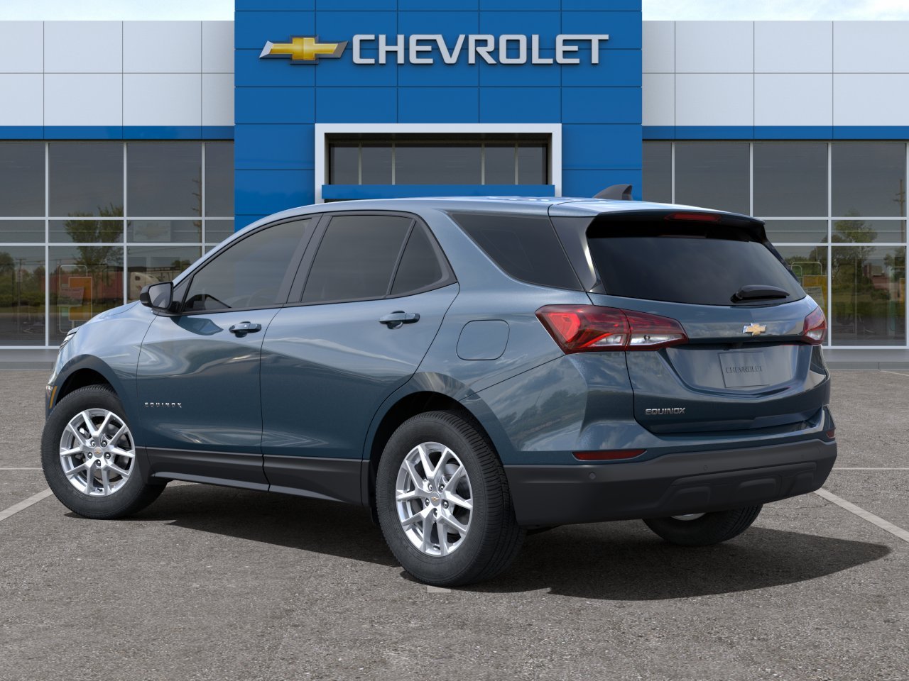 2024 Chevrolet Equinox LS photo 3