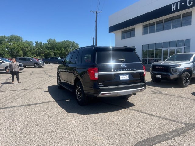 2024 Ford Expedition XLT photo 2