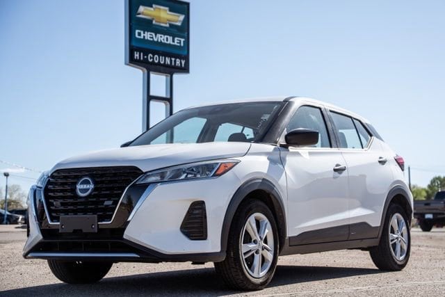 2024 Nissan Kicks S