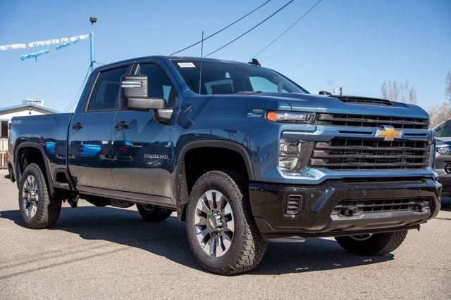 2026 Chevrolet Silverado 2500 HD Custom - Photo 3