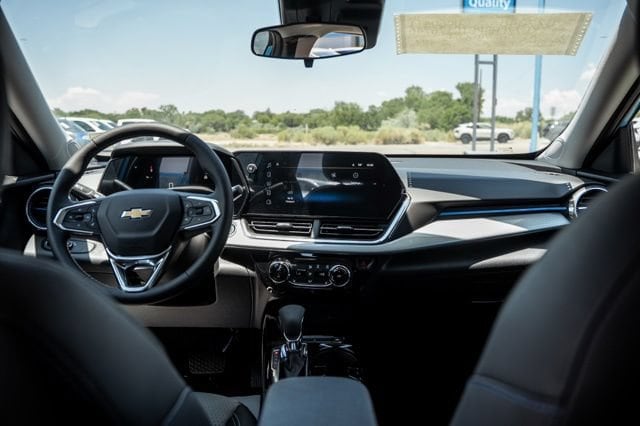 2026 Chevrolet Trax LT - Photo 15