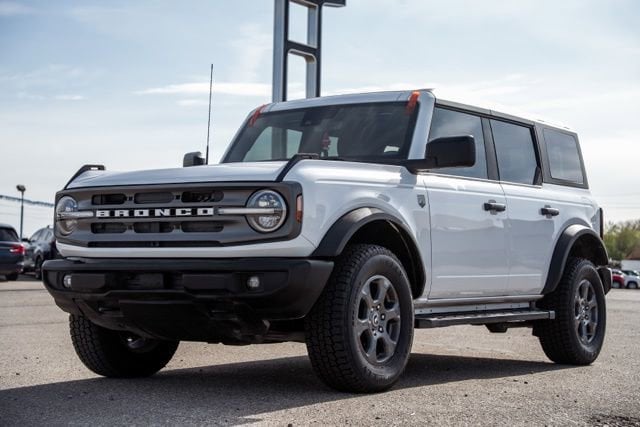 2023 Ford Bronco Big Bend Mid (222A) 4x4's photo