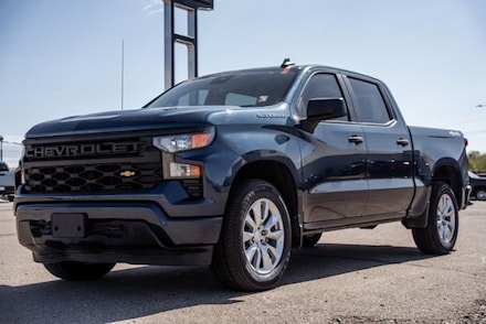 2022 Chevrolet Silverado 1500 Custom Truck