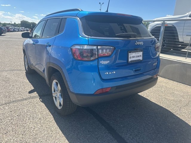 2024 Jeep Compass Latitude photo 4