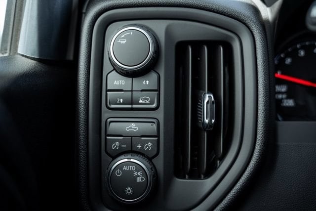 2026 Chevrolet Silverado 1500 Custom - Photo 23