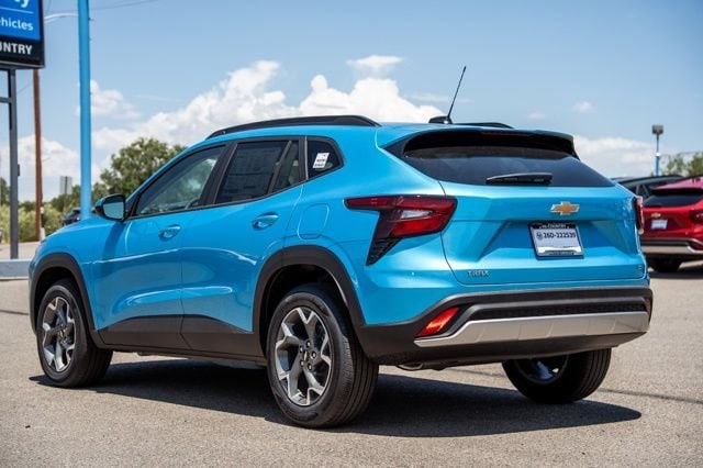 2026 Chevrolet Trax LT - Photo 7