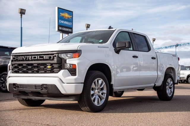 2026 Chevrolet Silverado 1500 Custom's photo