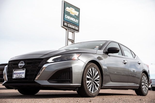 2024 Nissan Altima SV's photo