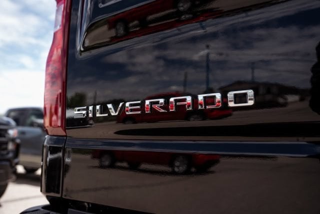 2026 Chevrolet Silverado 1500 Custom - Photo 10