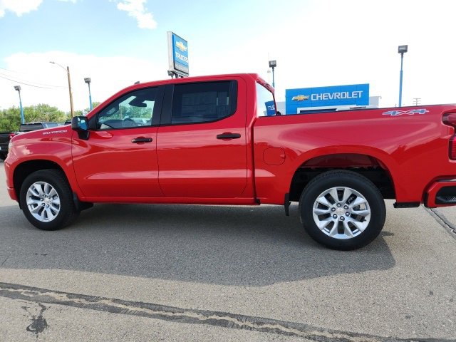 2024 Chevrolet Silverado 1500 Custom photo 4