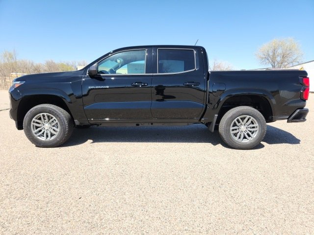2025 Chevrolet Colorado Work Truck LT photo 4