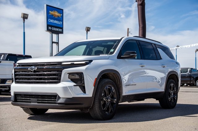 2027 Chevrolet Traverse LT SUV