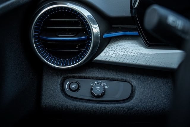 2026 Chevrolet Trax LT - Photo 19