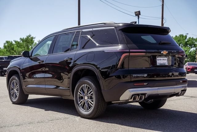 2027 Chevrolet Traverse LT - Photo 7