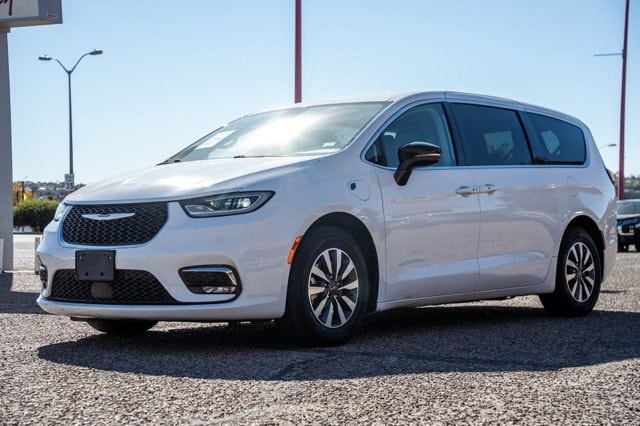 2024 Chrysler Pacifica Plug-In Hybrid