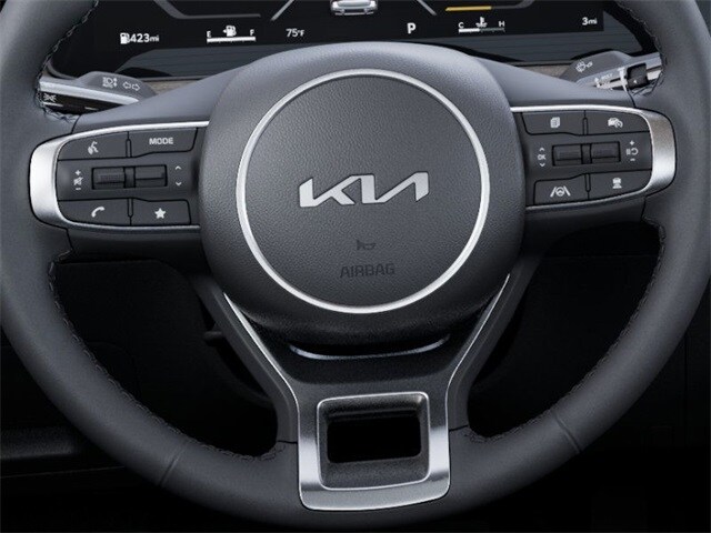 2025 Kia K5 EX - Photo 22