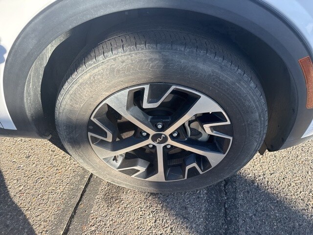 2024 Kia Sportage EX photo 4