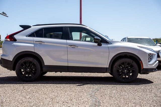 2026 Mitsubishi Eclipse Cross Black Edition - Photo 4