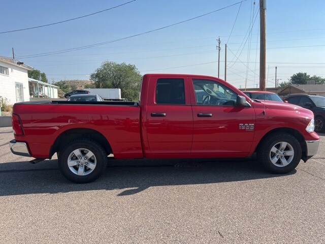 2024 Ram 1500 Classic SLT photo 4