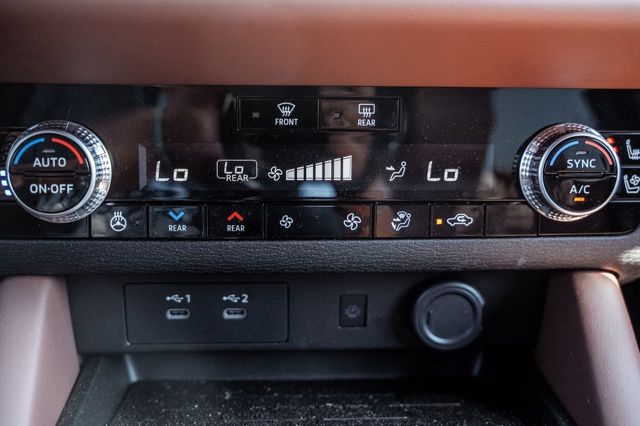 2026 Mitsubishi Outlander SEL - Photo 20