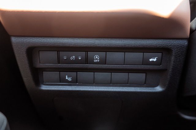 2026 Mitsubishi Outlander SEL - Photo 17