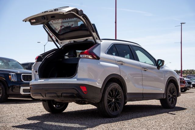 2026 Mitsubishi Eclipse Cross Black Edition - Photo 5