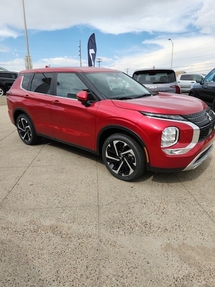 2024 Mitsubishi Outlander SE SUV