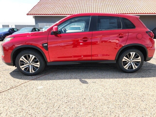 2025 Mitsubishi Outlander Sport ES photo 4