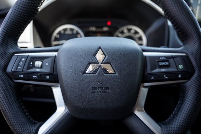 2026 Mitsubishi Outlander SE - Photo 16