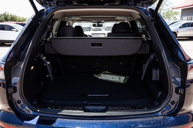 2026 Mitsubishi Outlander SE - Photo 8