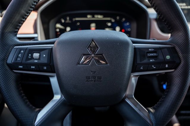 2026 Mitsubishi Outlander SEL - Photo 15