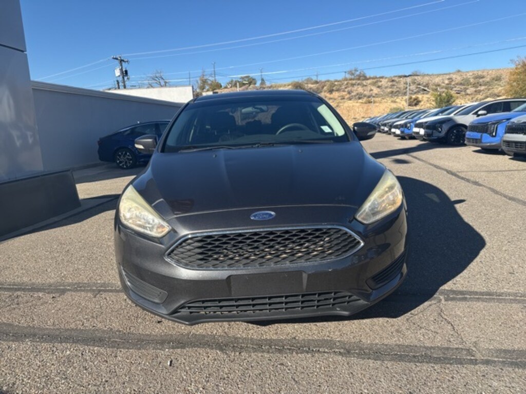 Used 2017 Ford Focus SE Sedan