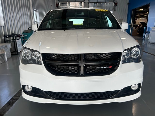 Used 2020 Dodge Grand Caravan SXT with VIN 2C4RDGCG2LR228041 for sale in Bluffton, IN