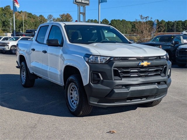 2024 Chevrolet Colorado Work Truck photo 2