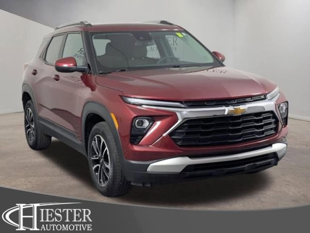 Used 2025 Chevrolet Trailblazer LT SUV