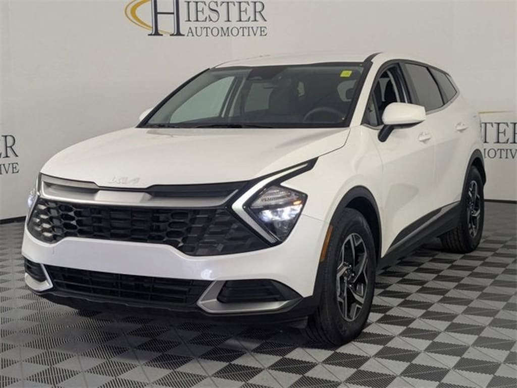 Used 2023 Kia Sportage LX SUV