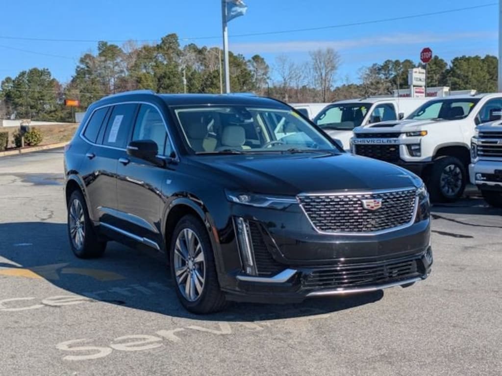 Used 2025 CADILLAC XT6 Premium Luxury SUV
