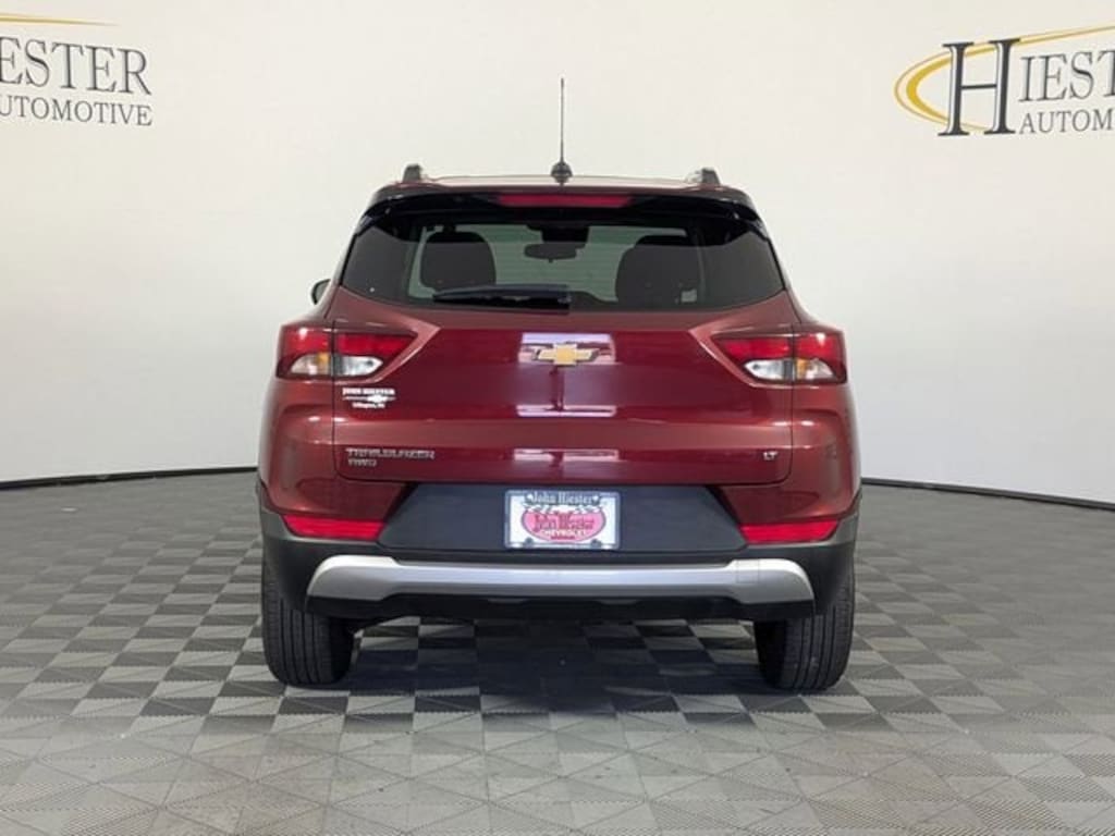Used 2025 Chevrolet Trailblazer LT SUV