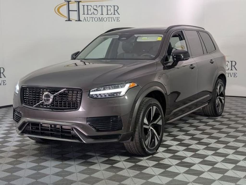 Used 2023 Volvo XC90 Recharge Plug-In Hyb Plus Dark Theme SUV