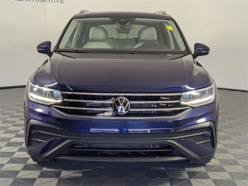 Used 2024 Volkswagen Tiguan SE SUV
