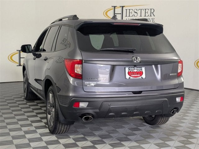 2021 Honda Passport Touring photo 3