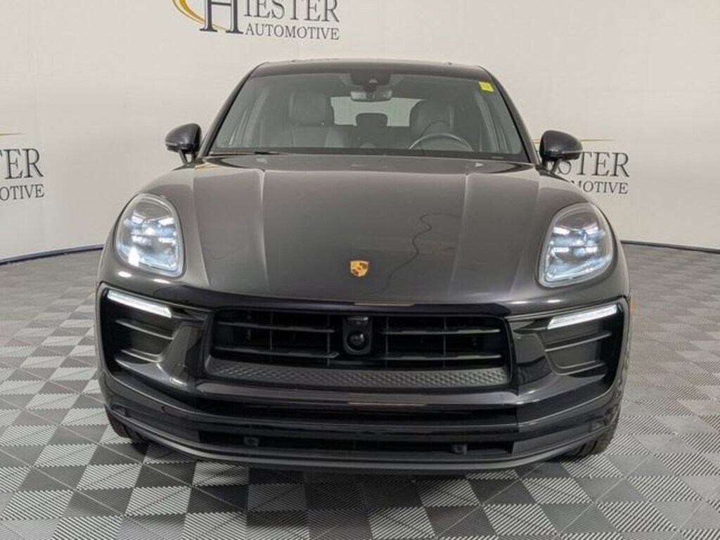 Used 2023 Porsche Macan T SUV