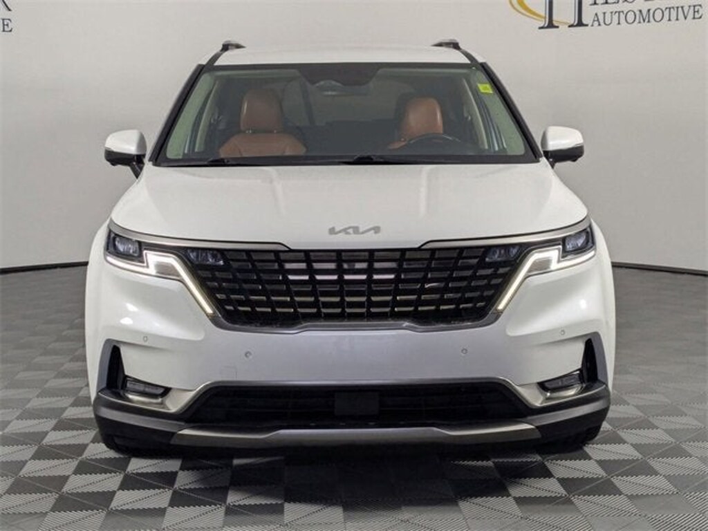 Used 2023 Kia Carnival SX MPV